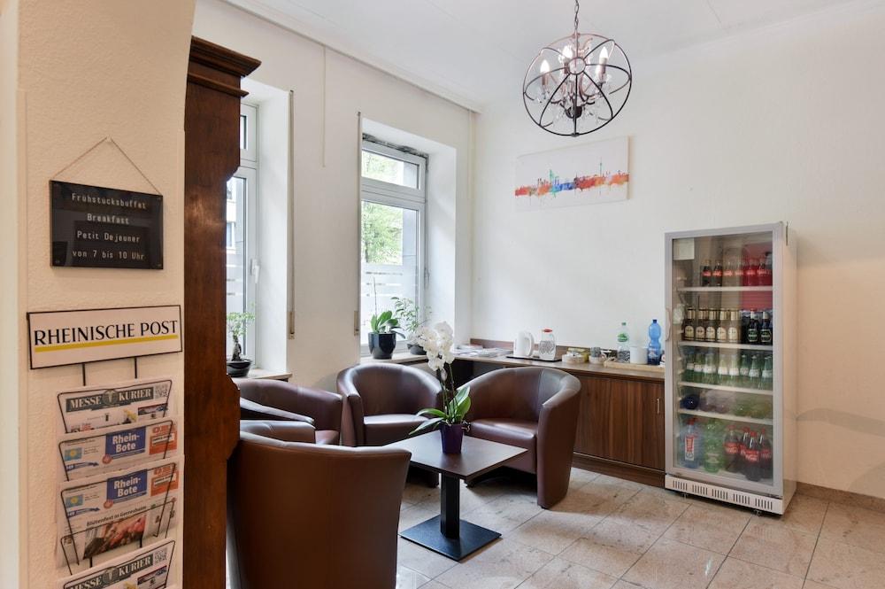 Schumacher Hotel 3*