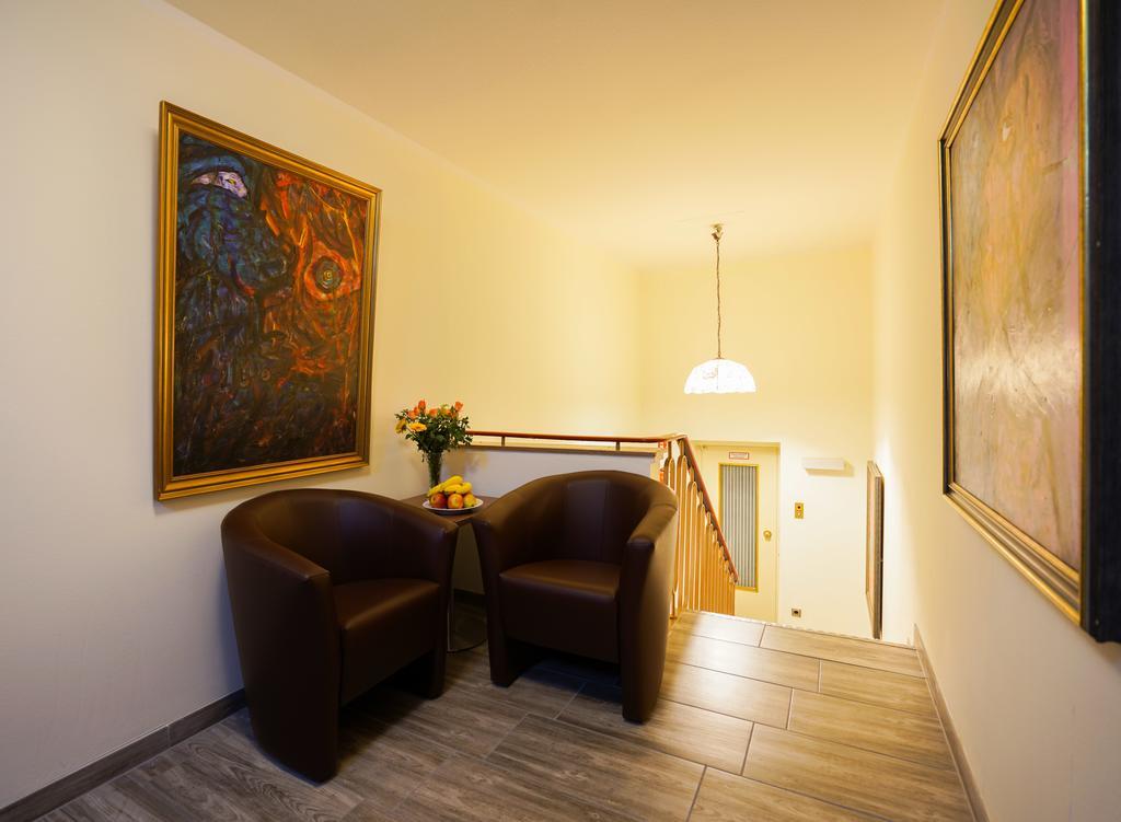 Schumacher Hotel 3*