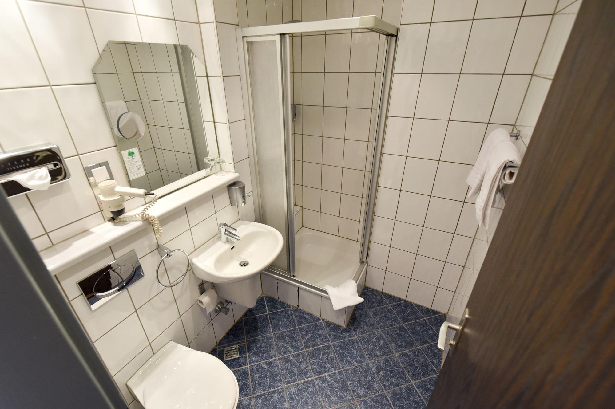 Schumacher Hotel 3*